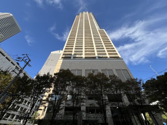 クロスタワー大阪ベイの外観|外観写真