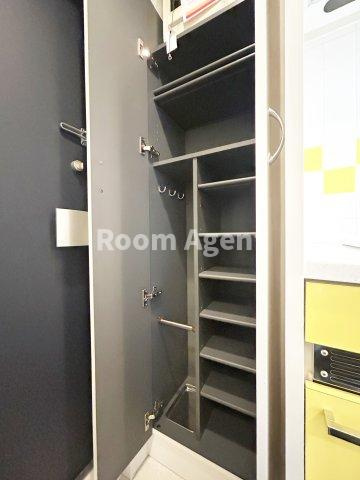 プレサンス覚王山D-StyleⅡの玄関