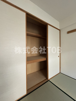 【収納】 | ドルフ喜多見  | 押入