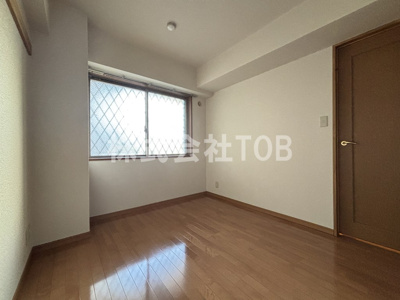 【洋室】 | ドルフ喜多見 