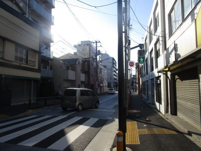 新宿区北新宿３丁目のビル