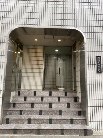 長谷部第2ビルのエントランス|エントランス写真になります。