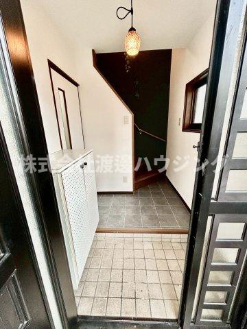 北石切町一戸建の玄関