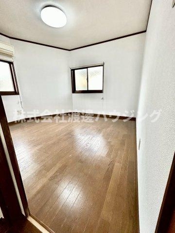 北石切町一戸建の寝室