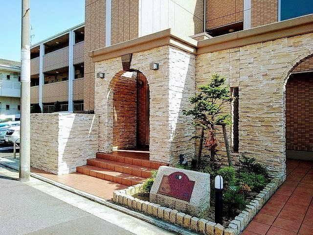 サニーキャンプ東雲Ⅱのエントランス