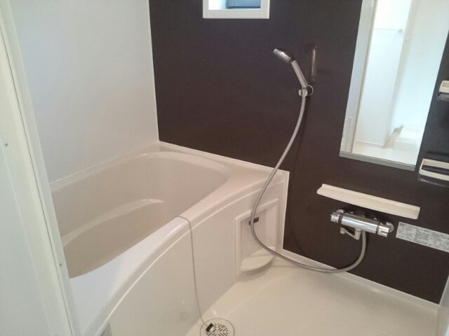 プチフローラ　北野田Ⅰの浴室