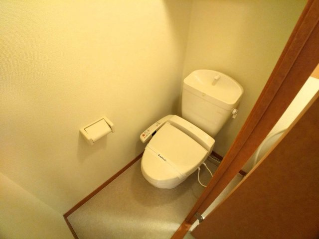 レオパレス旭ヶ丘のその他|明るく清潔感のあるトイレ