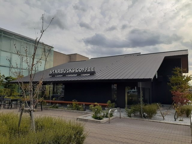 ユーヴェＳⅢの周辺|スターバックスコーヒー堺まで1700m