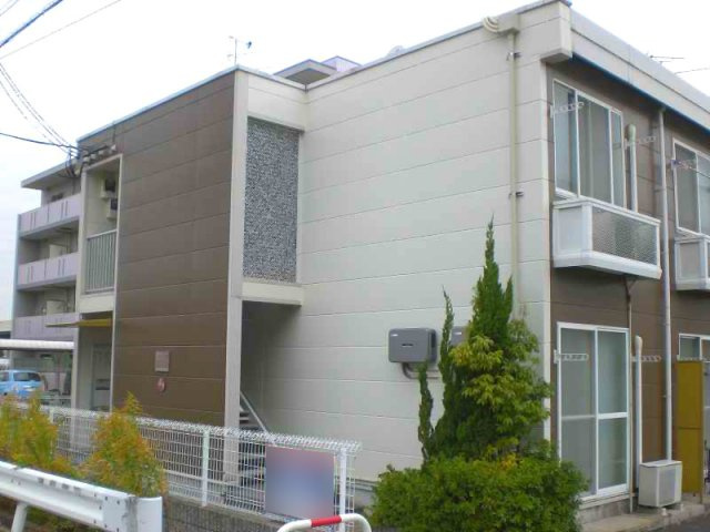 レオパレスアビデ深井の外観