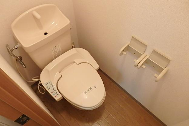 センチュリー７０７のトイレ|シャワー付トイレ