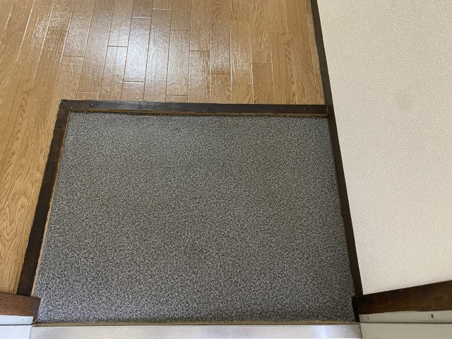 三国ヶ丘MTハイツの玄関|別室になります。