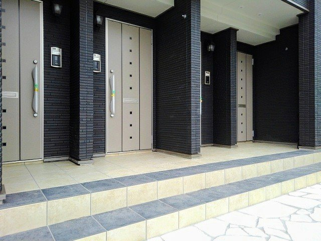 ユーヴェＳ　Ⅵのエントランス