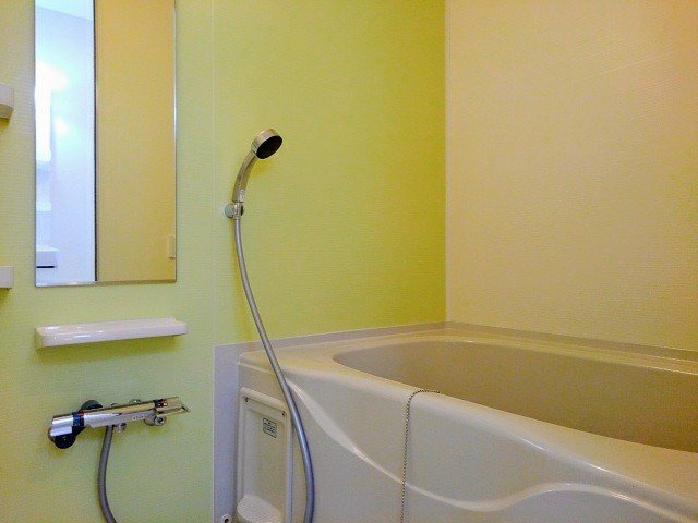 ユーヴェＳ　Ⅵの浴室