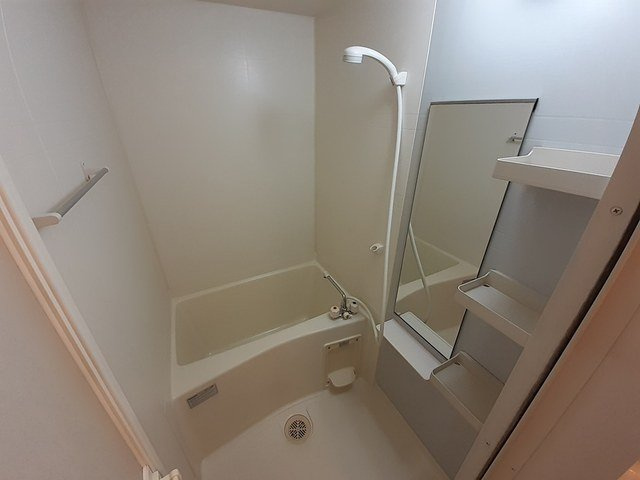 アンソレイエの浴室