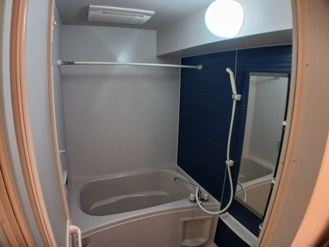 ユーヴェＳⅡの浴室