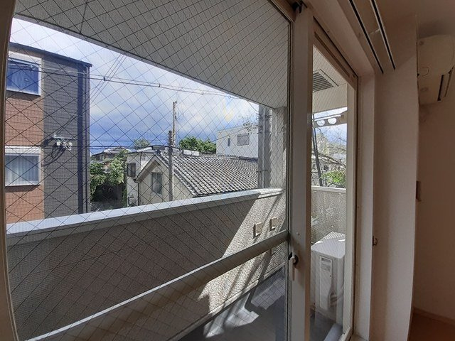 ジュネス５番館のバルコニー