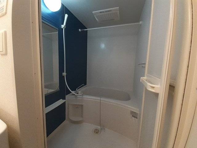 ジュネス５番館の浴室