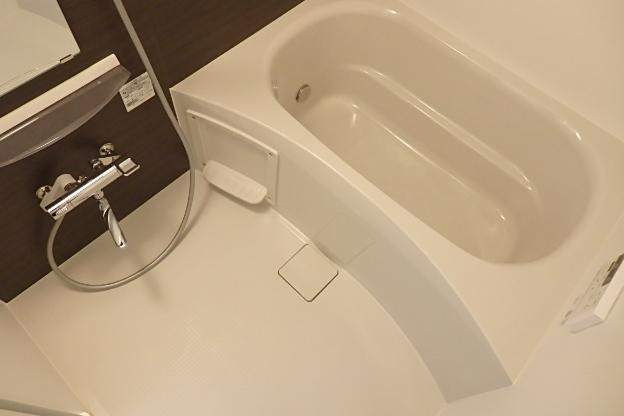 ＴＡＡＭＯＳＵ　ＣＲＥＳＴ(タアモスクレスト)の浴室|バス