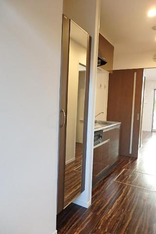 ＴＡＡＭＯＳＵ　ＣＲＥＳＴ(タアモスクレスト)の収納|下駄箱