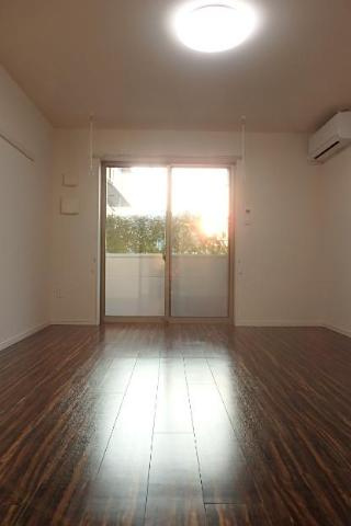 ＴＡＡＭＯＳＵ　ＣＲＥＳＴ(タアモスクレスト)の内装|洋室