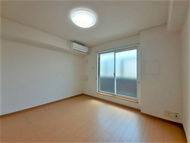 クリスタルブライトの居間・リビング