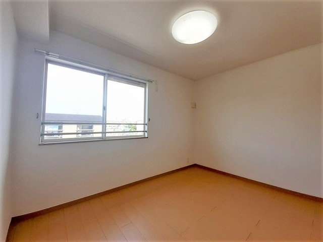 クリスタルブライトの内装