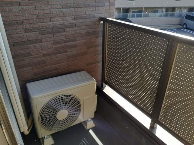 インヴィテ・ボヌ－ルⅠ番館のバルコニー