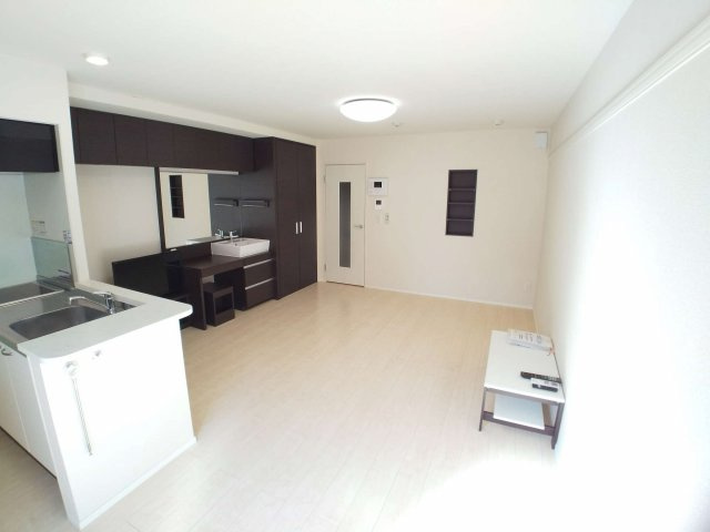 レオネクストケイスピリット桜坂の寝室|使いやすく機能的なお部屋