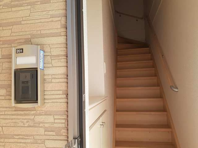 ヴィクトワールの玄関