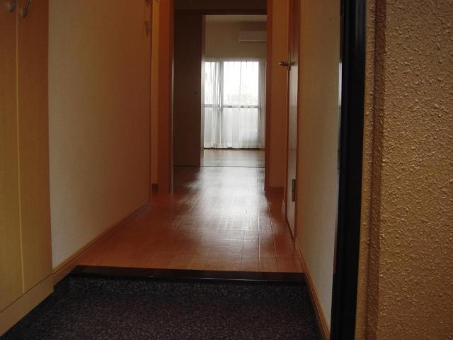 Ｍ’ｓ（エムズ）の内装|廊下