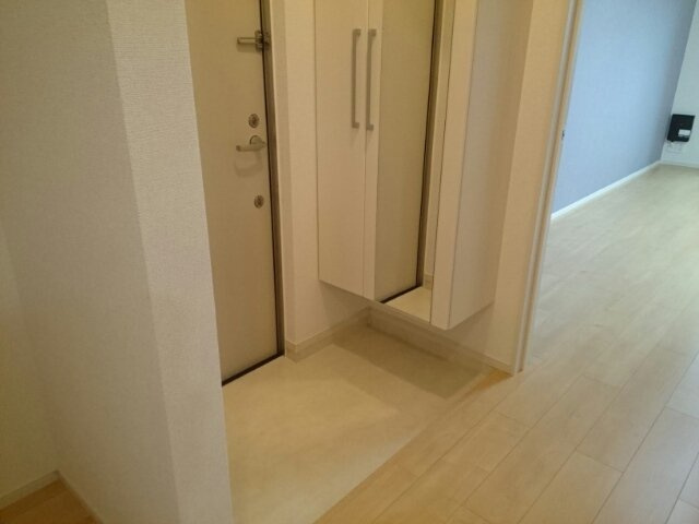 グレンディール　ティニーの玄関