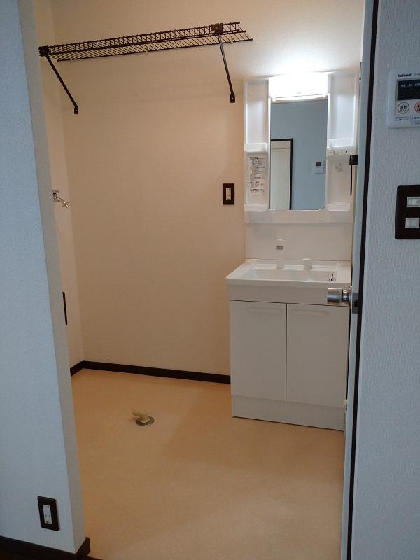 コンドミニオ百舌鳥の洗面所|洗面所