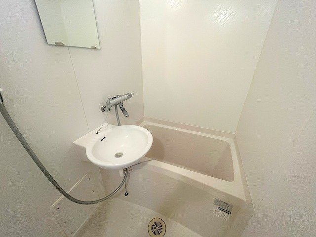 レオパレス芳山荘Ⅱの浴室