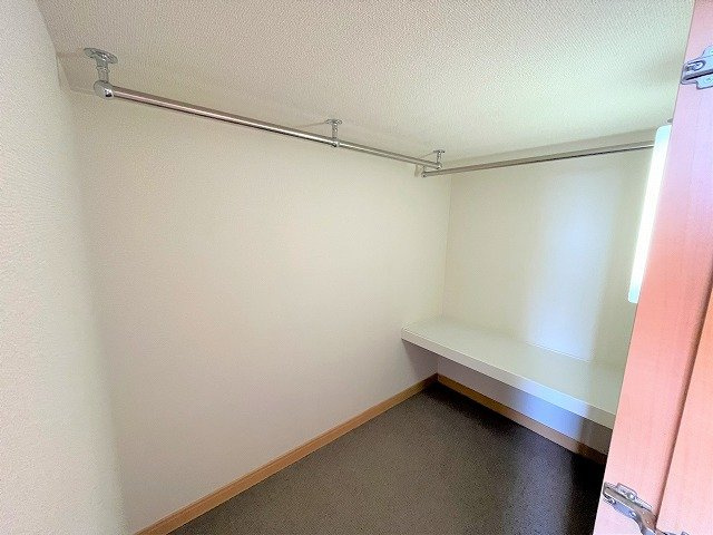 レオパレスフォンターナ大宮の内装