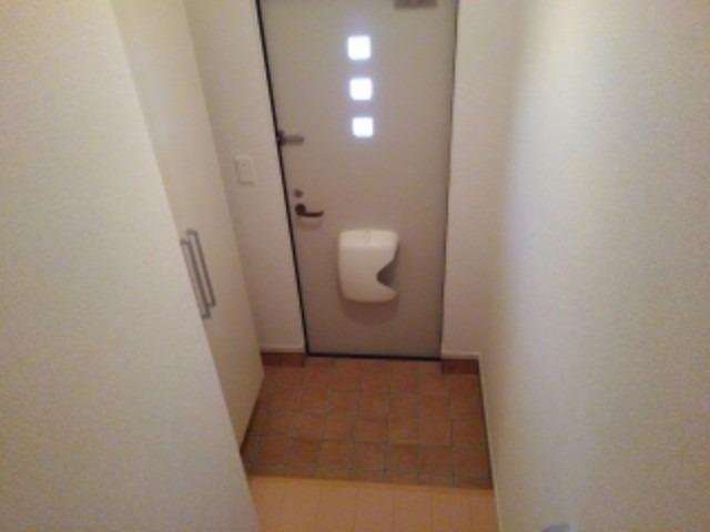 プラシエンテの玄関