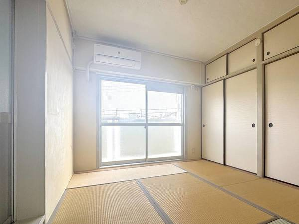 ビレッジハウス旭4号棟の居間・リビング|ビレッジハウスの同一物件・同一タイプの間取りの写真です