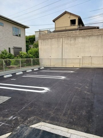 ルクス　ルーチェの駐車場