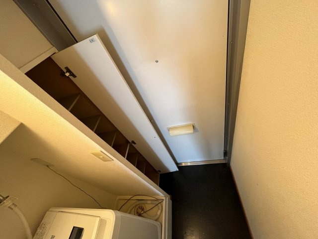 レオパレスヴァンⅡの玄関