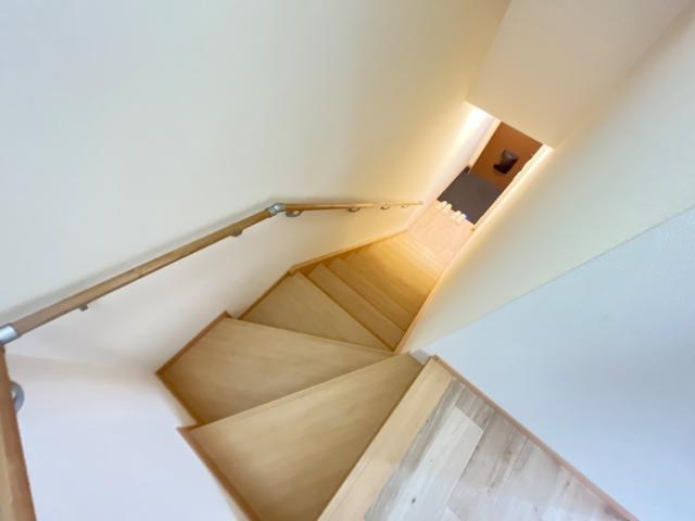 メゾン　アイリスのその他|階段