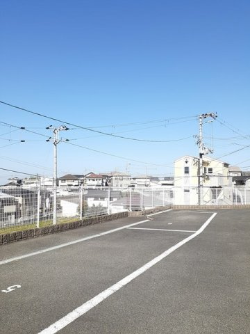 ビューボナーレの駐車場