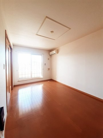 ビューボナーレの居間・リビング