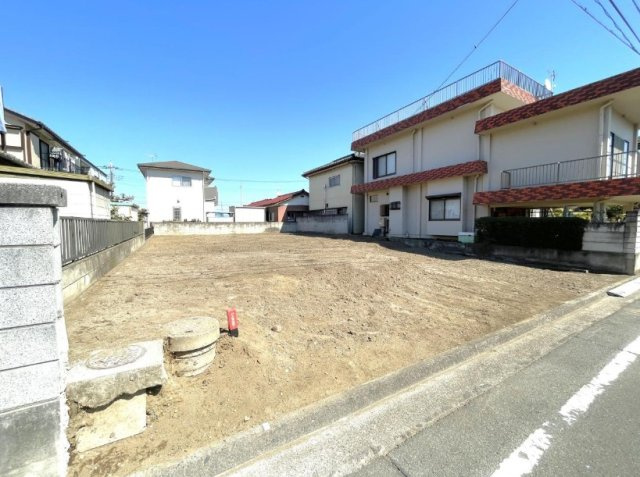 前橋市広瀬町3丁目35番12　売地の前面道路含む現地写真