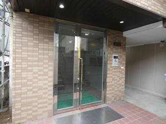 【エントランス】