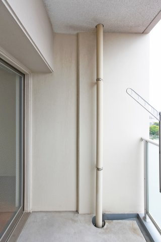 サヴォイ箱崎邸園　10階のバルコニー|別号室です。現状優先。