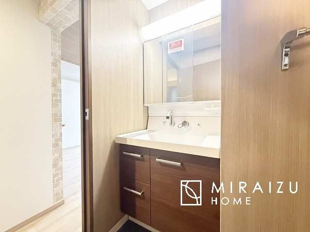 【トイレ】 | トイレもリラックススペースの一つ。毎日の快適ライフを送るための必需品ですね♪