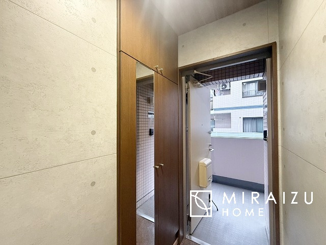 【その他】 | 暮らしにゆとりを創出する豊富な収納スペースでお部屋をきれいに広く使えます。
