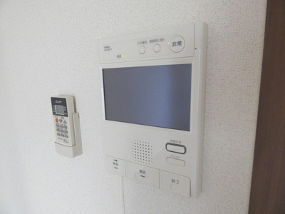 【セキュリティ】 | エスリード京橋グランツ | モニター付きインターホンです