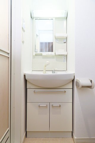 サヴォイザ・ティファナ　4階の洗面所|別号室のものです。現状優先になります。