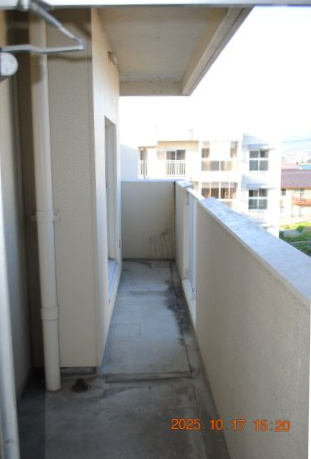 【バルコニー】