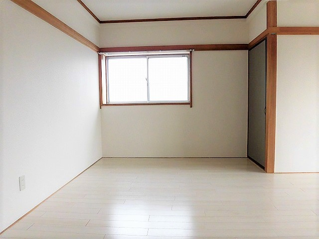 ネオハイムイトウの寝室|写真は同建物の別部屋を参考に掲載しております。